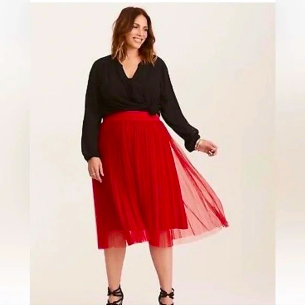 NWT TORRID Women’s Plus Red Tulle Midi Skirt Pull On Sz 2 2X